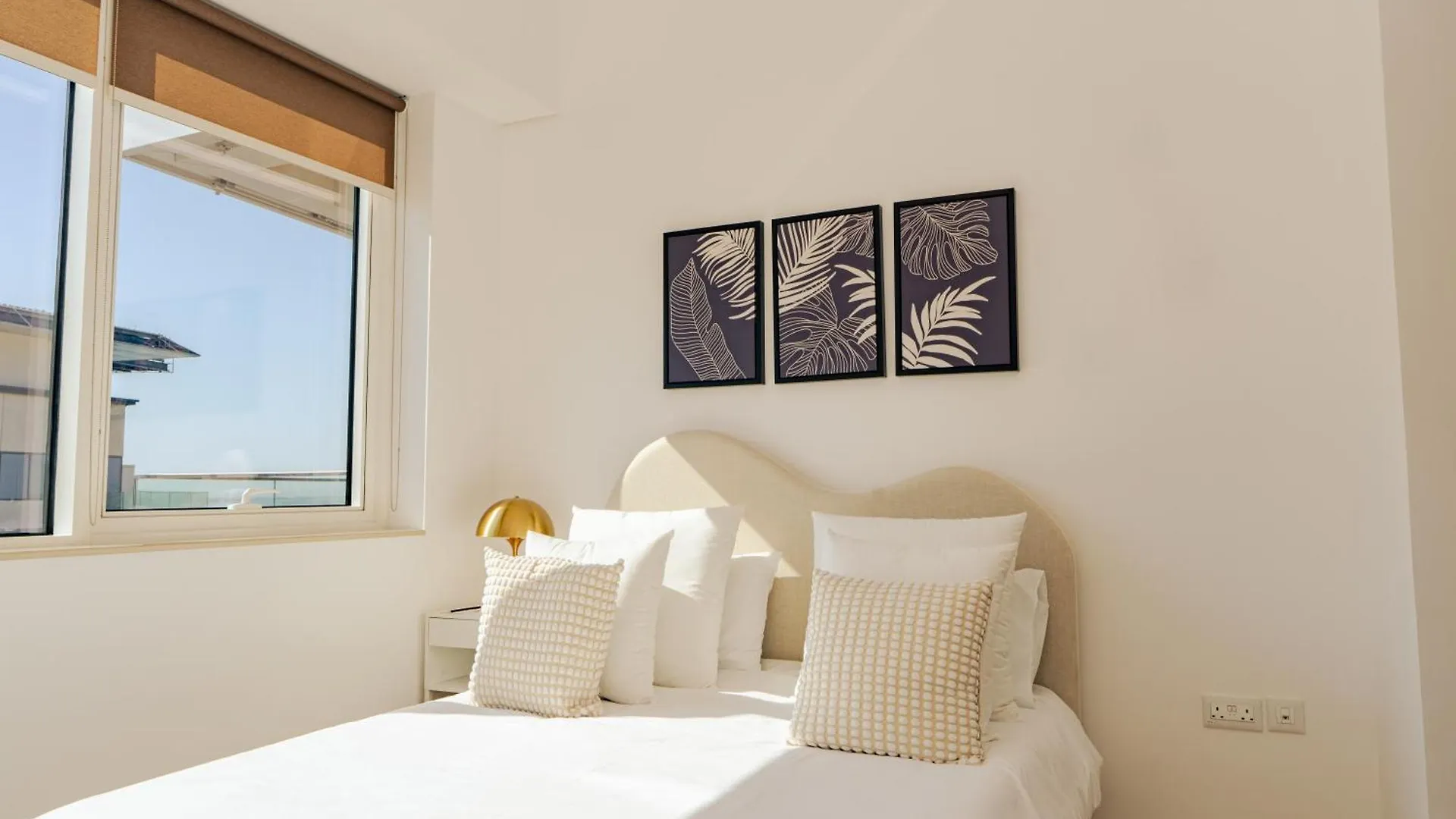 Appartement Voyage 2 Bedroom In Mayan With Beach Access Abou Dabi